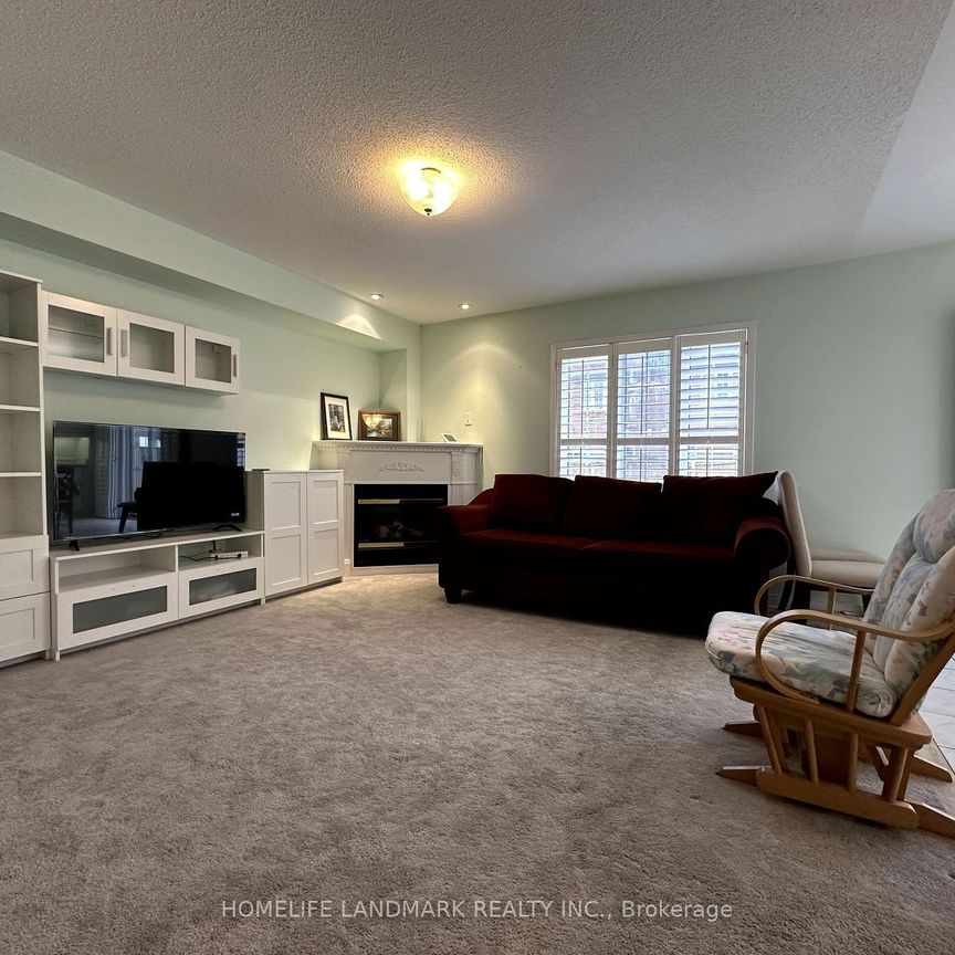 For Lease - 236 Everett Street, Markham, Ontario - Photo 1