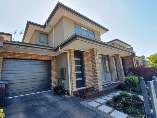 7B McBean Street, Clayton VIC 3168 - Townhouse For Rent | Domain - Photo 1