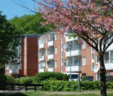 Bergsgårdsgärdet 24 - Photo 1