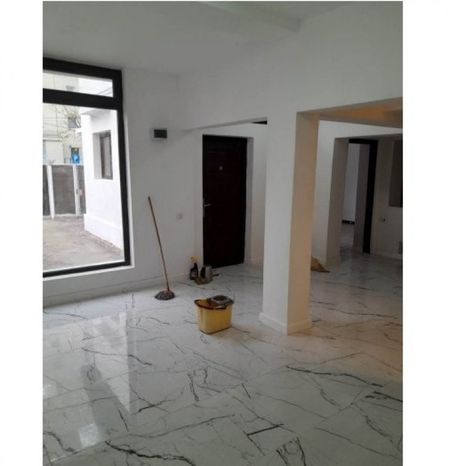 Mall Vitan,Vila 8 camere, renovata. - Fotografie 4