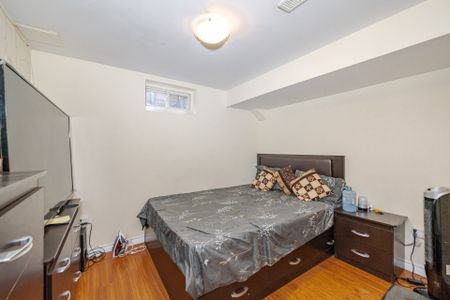 For Lease - 30 Queen Mary Drive Unit# Basement, Brampton, Ontario - Photo 4