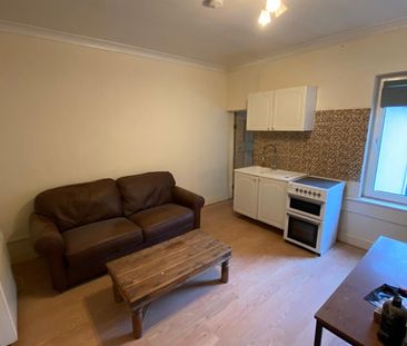 1 Bed Flat, Witton, B6 - Photo 6