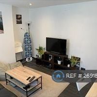 3 bedroom end of terrace house to rent - Photo 1