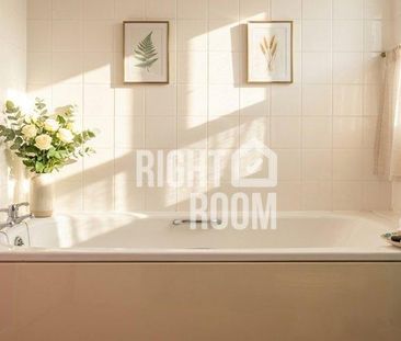 1 bedroom in a house share to rent - Photo 1