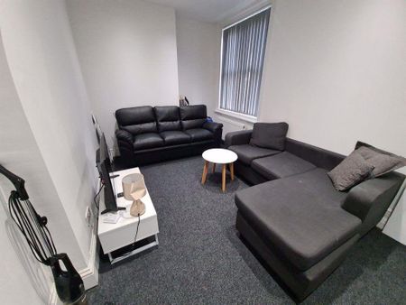 5 bedroom house to rent - Photo 4