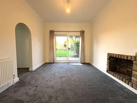 Uplands Road, Leigh-on-sea, SS9 - Photo 2