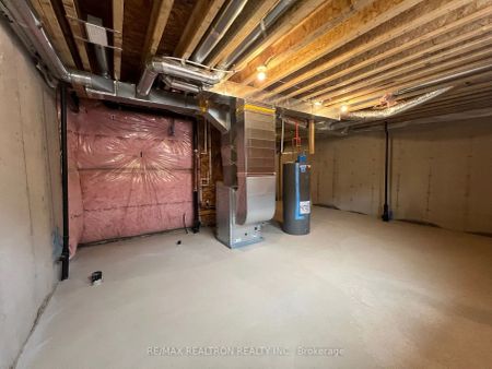 Condo Townhouse For Lease | W9250716 - Photo 2