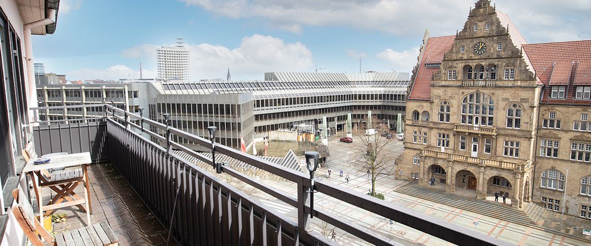 Schöne Dreizimmerwohnung mit Blick auf das Alte Rathaus - Photo 1