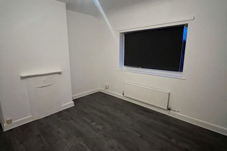 Bedale Avenue - Photo 2