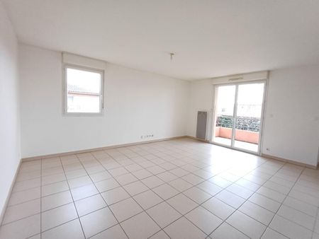 location Appartement T3 DE 63.64m² À FONBEAUZARD - Photo 2