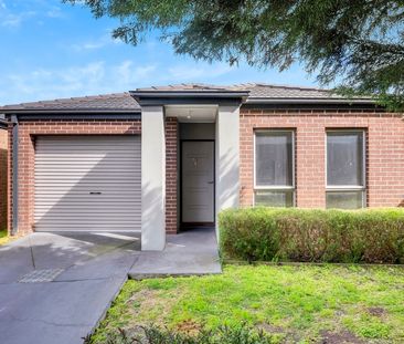 23 Giddens Road, Mernda VIC 3754 - Photo 3