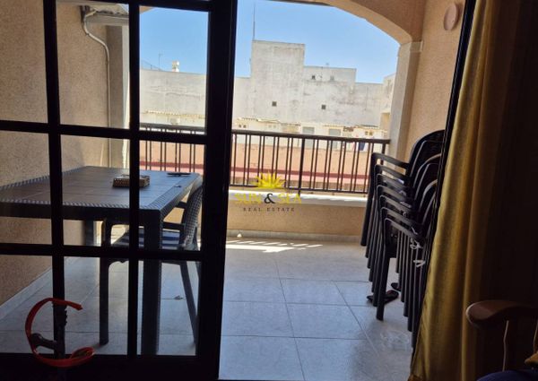 2-BEDROOM APARTMENT FOR RENT IN GUARDAMAR DEL SEGURA, ALICANTE