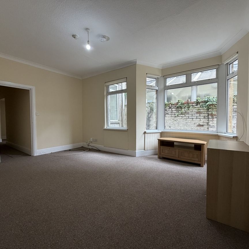Marlborough Road, Roath - Photo 1