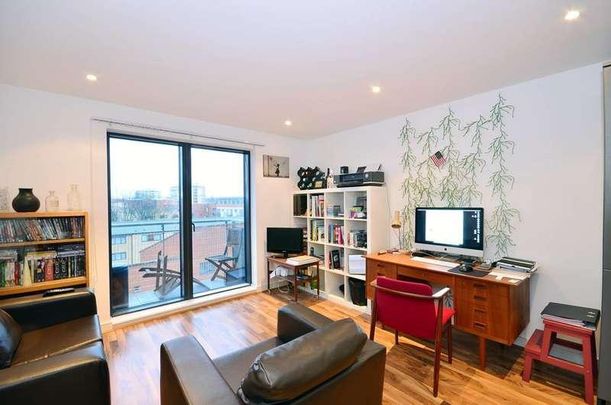 Kings Quarter Apartments, Islington, N1 - Photo 1