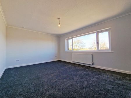 3 bedroom detached house to rent - Photo 3