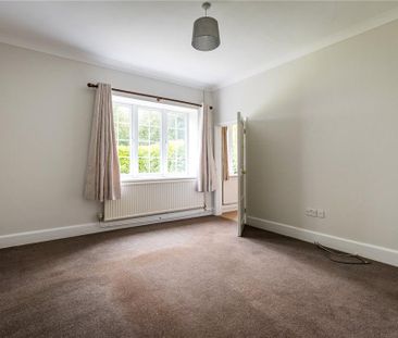 3 bedroom detached house to rent - Photo 4