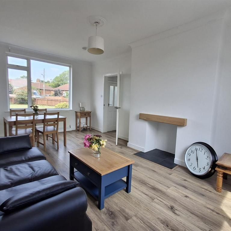 2 bedroom house share to rent - Photo 1