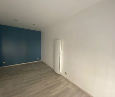 Location Appartement 1 pièce 27m² - Photo 6