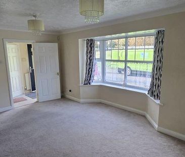 4 bedroom detached house to rent - Photo 1