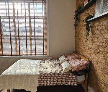 Studio to rent - Photo 6