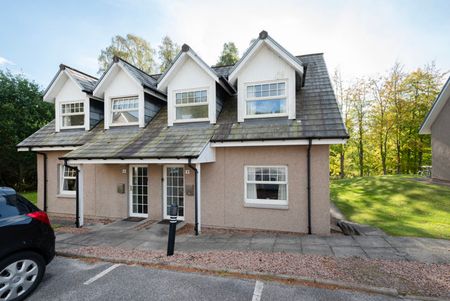 3 Queens Court, AB31 4GD, Banchory - Photo 4