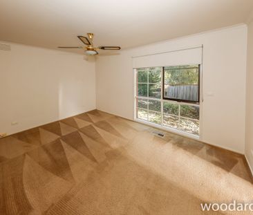 Spacious Family Home - Photo 3