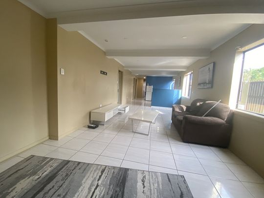 1/5 HOLLAND STREET - Photo 1