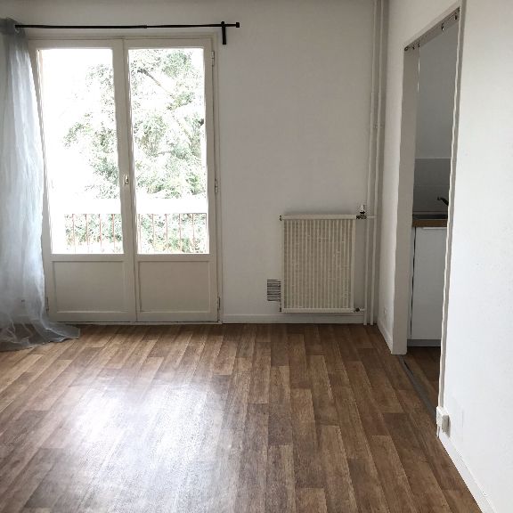 Location Appartement 1 pièce 25m² RENNES 35000 - Photo 1