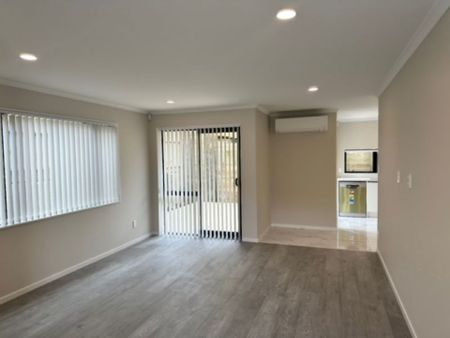 This Property is a Must to View&excl; - Photo 5