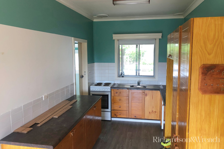 27 Fiona Street Point Clare - Photo 2