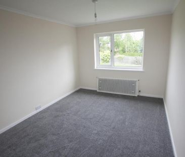 3 bedroom end of terrace house to rent - Photo 5