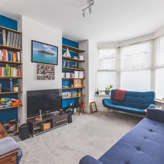 2 bedroom terraced house to rent - Photo 1