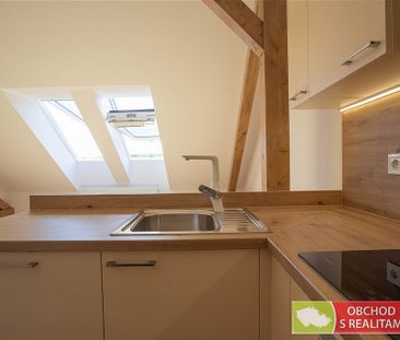 Pronájem bytu 2+kk 66 m² - Fotografie 1