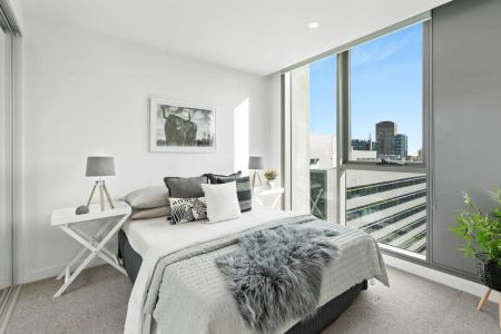 Top Spot for a Stylish Inner City Apartment - Photo 5