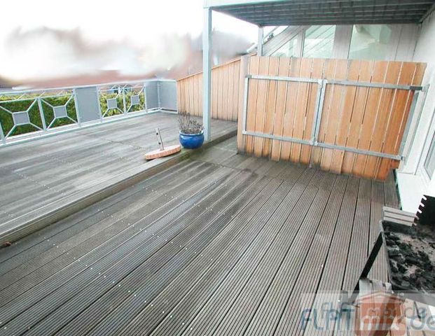 FLATmix.de / Interessante 2-Raum-Whg. über 2 Etagen mit Dachterrasse - Photo 1