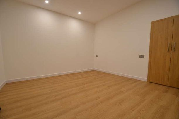 Stanwell Road, Ashford, TW15 - Photo 1