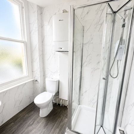 Studio Flat, Walsingham Road, BS6 - Photo 3