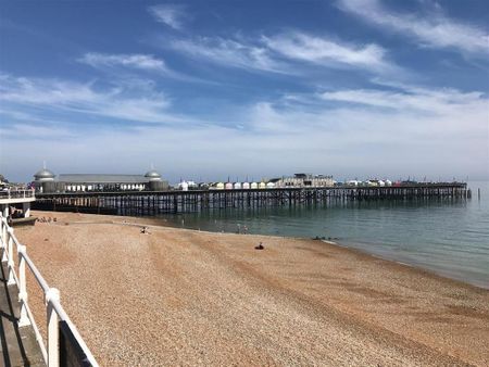 2 bedroom apartment to rent - Photo 5