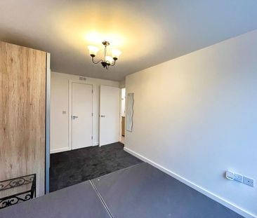 2 bedroom ground floor flat to rent - Photo 6