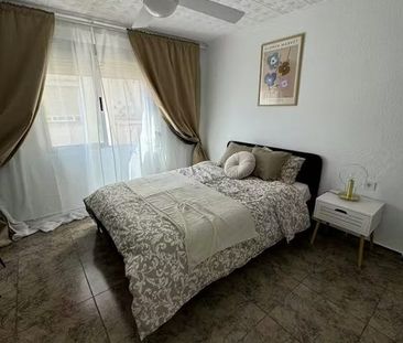 Carrer de Campoamor, Torrent, Valencian Community 46900 - Photo 2