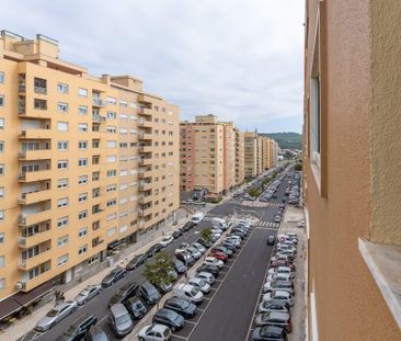 Carnaxide e Queijas, Lisbon - Photo 3