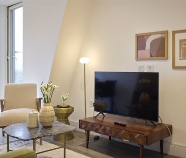 Gaumont Place, London, SW2 flat to rent - Photo 2