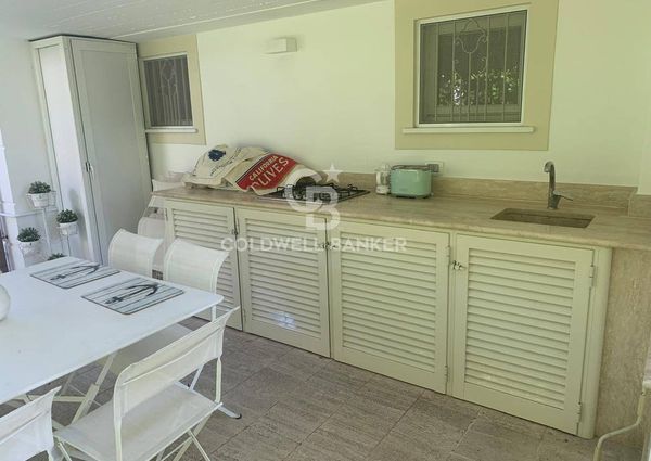 via michelangelo, 73, Forte dei Marmi, Tuscany 55042