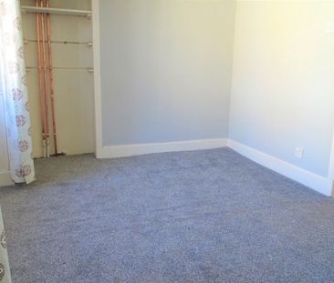 1 Bed Flat - Photo 3