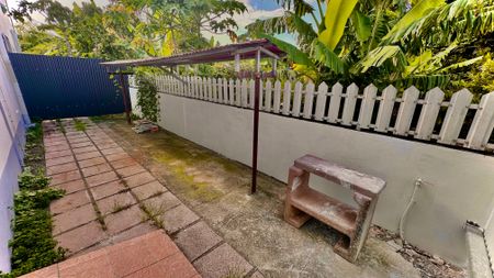 Location Appartement 4 pièces 70m² ST ANDRE 97440 - Photo 3