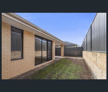 22 Brooklyn Road, Baldivis, WA 6171 - Photo 3