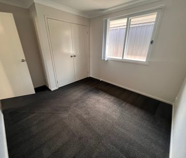 MODERN FAMILY HOME - Photo 6