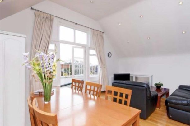 Greencroft Gardens South Hampstead NW6 - Photo 1