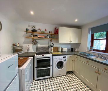 2 bedroom link detached house to rent - Photo 4