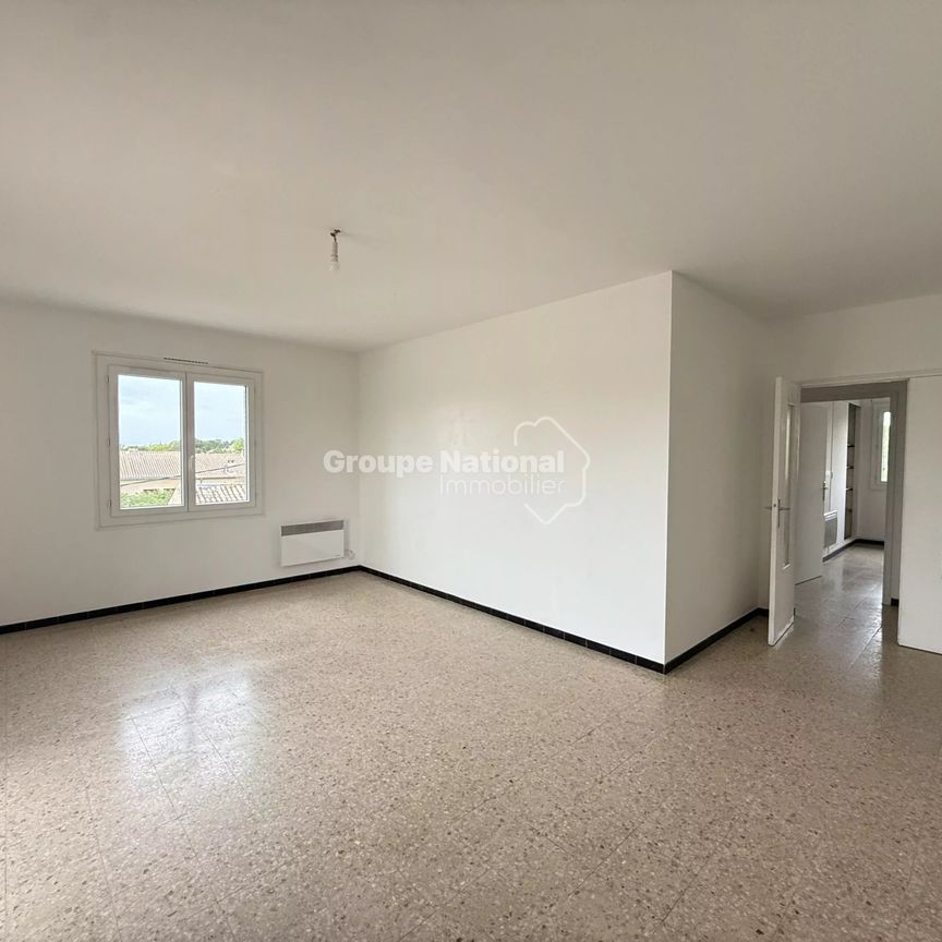 Location Appartement 3 pièces 75m² CARPENTRAS 84200 - Photo 1
